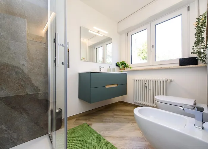 - Mountain View & Parking アパート アオスタ