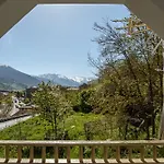 - Mountain View & Parking Apartment