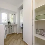- Mountain View & Parking Apartment *